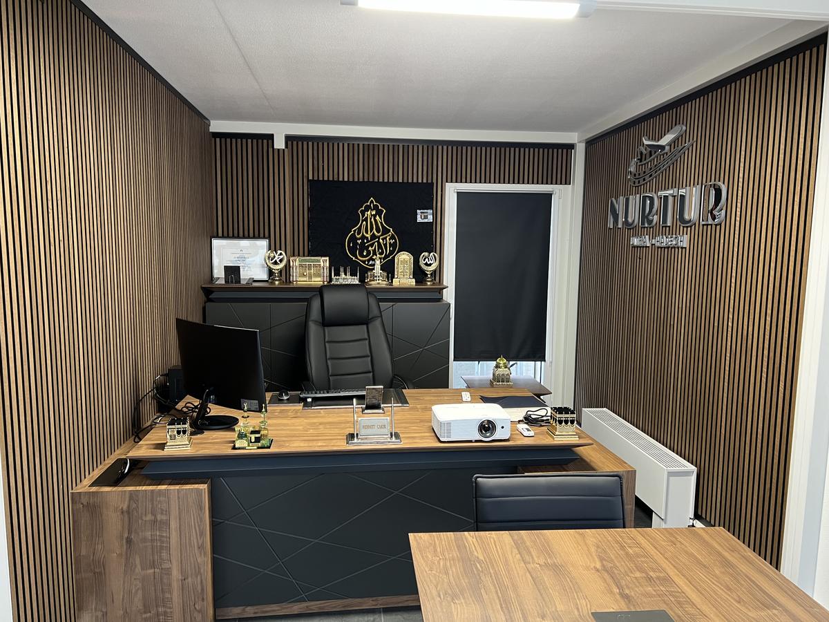 Im Büro von Nurtur in Treuchtlingen